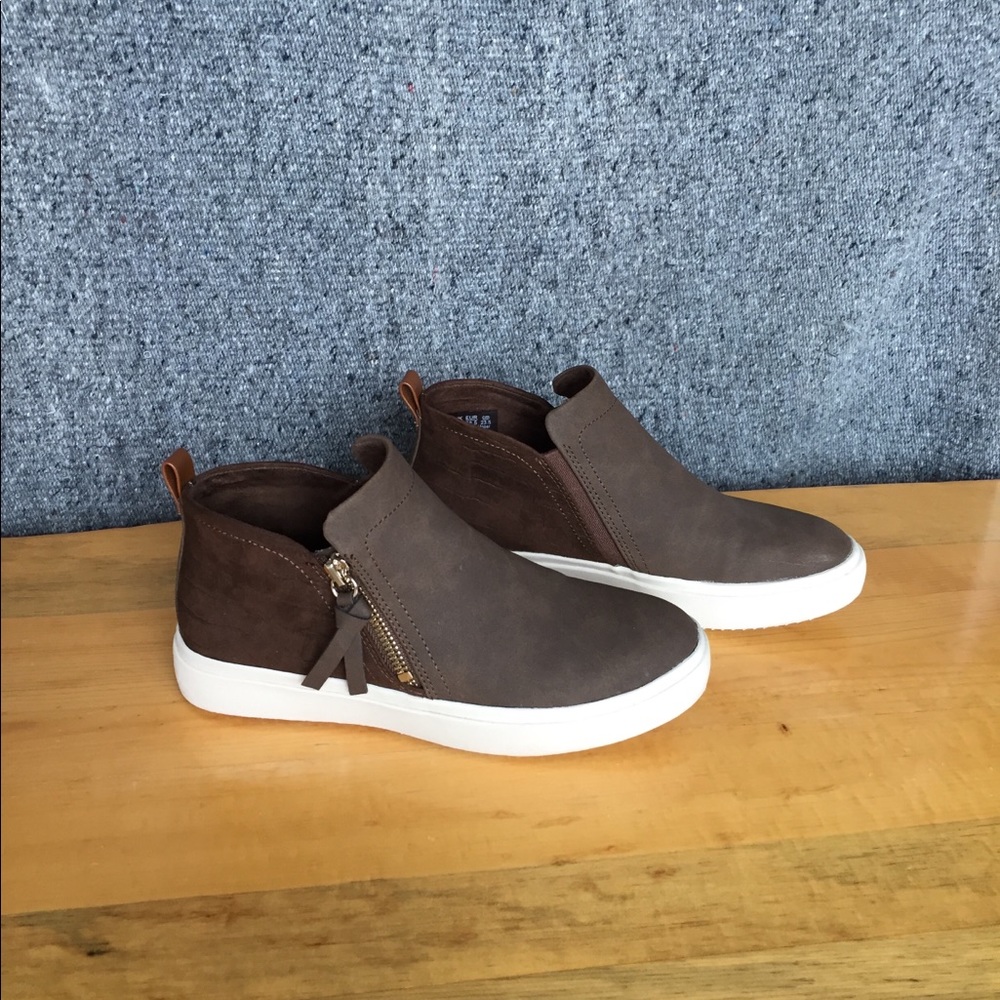 Dr. Scholl’s High Top Brown